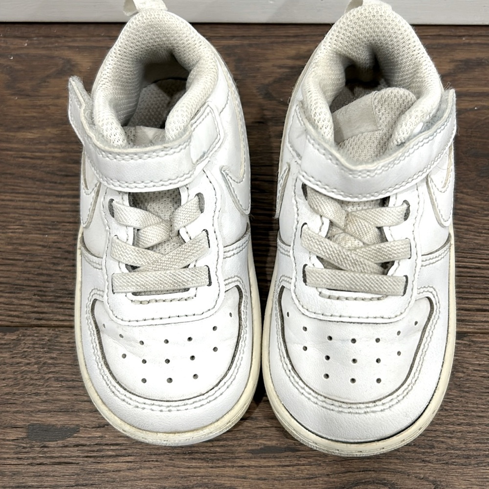 White Nike shoes